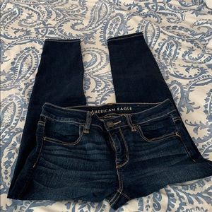 EUC American Eagle Jeans w/ NE(X)T Level Stretch